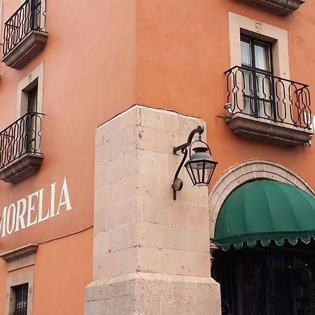 Hotel Plaza Morelia Bagian luar foto