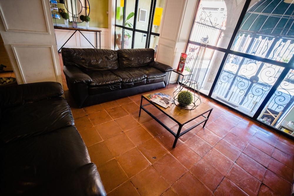 Hotel Plaza Morelia Bagian luar foto