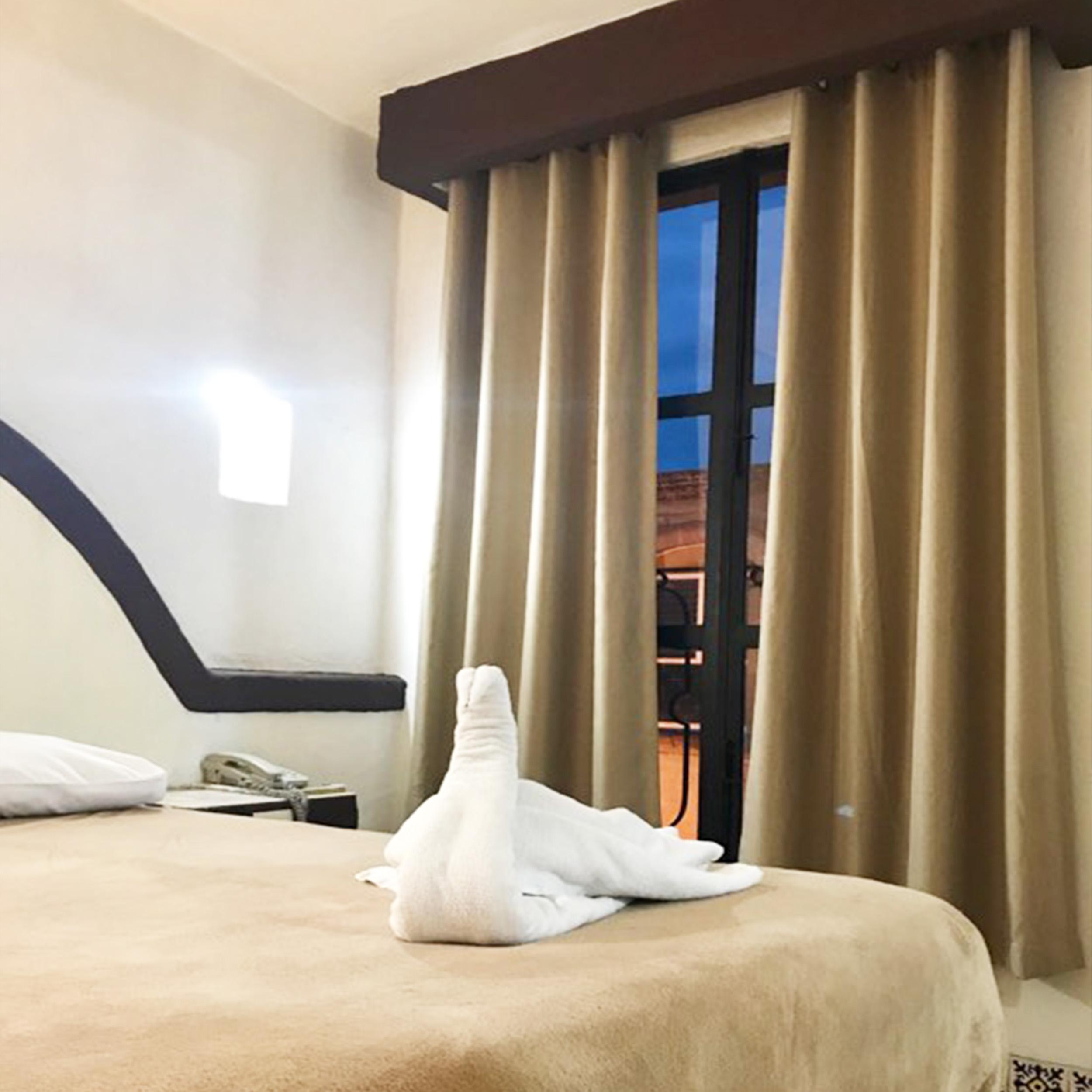 Hotel Plaza Morelia Bagian luar foto
